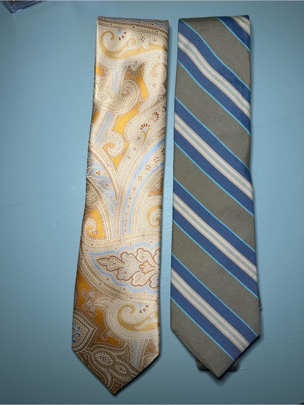 Ike Behar Gold Paisley & Blue Striped Tie Set
